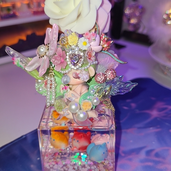 Flower Nanci - Picture 3 of 3